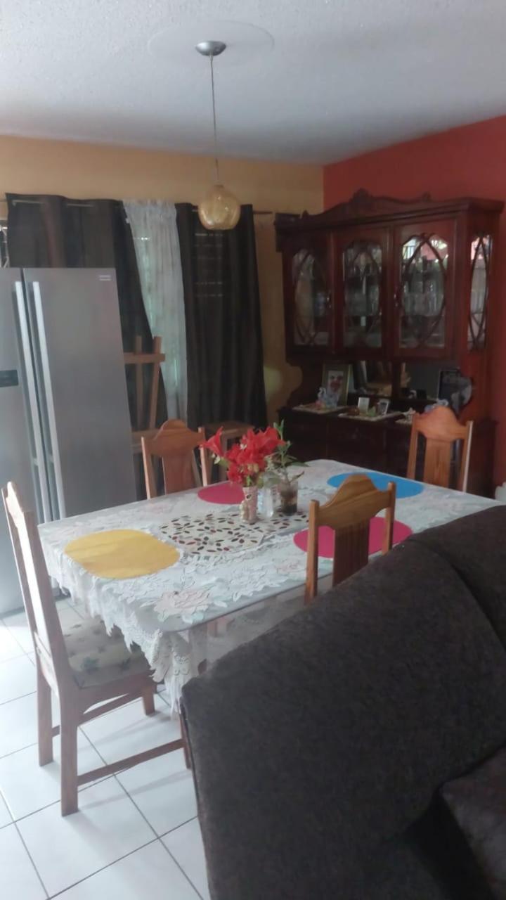 Griffiths Guest House White Hill Ngoại thất bức ảnh